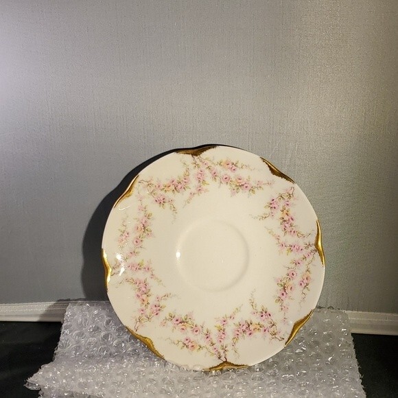 Haviland Vareene Saucers - Picture 5 of 6